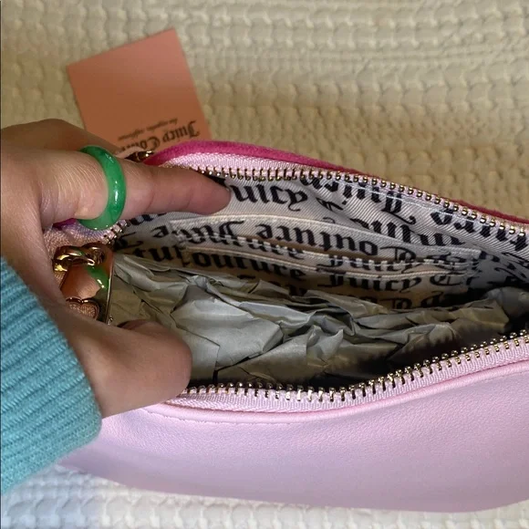 NWT Juicy Couture Hot Pink & Baby pink wristlet with Chain Strap & rhinestones 💞 - Picture 7 of 11